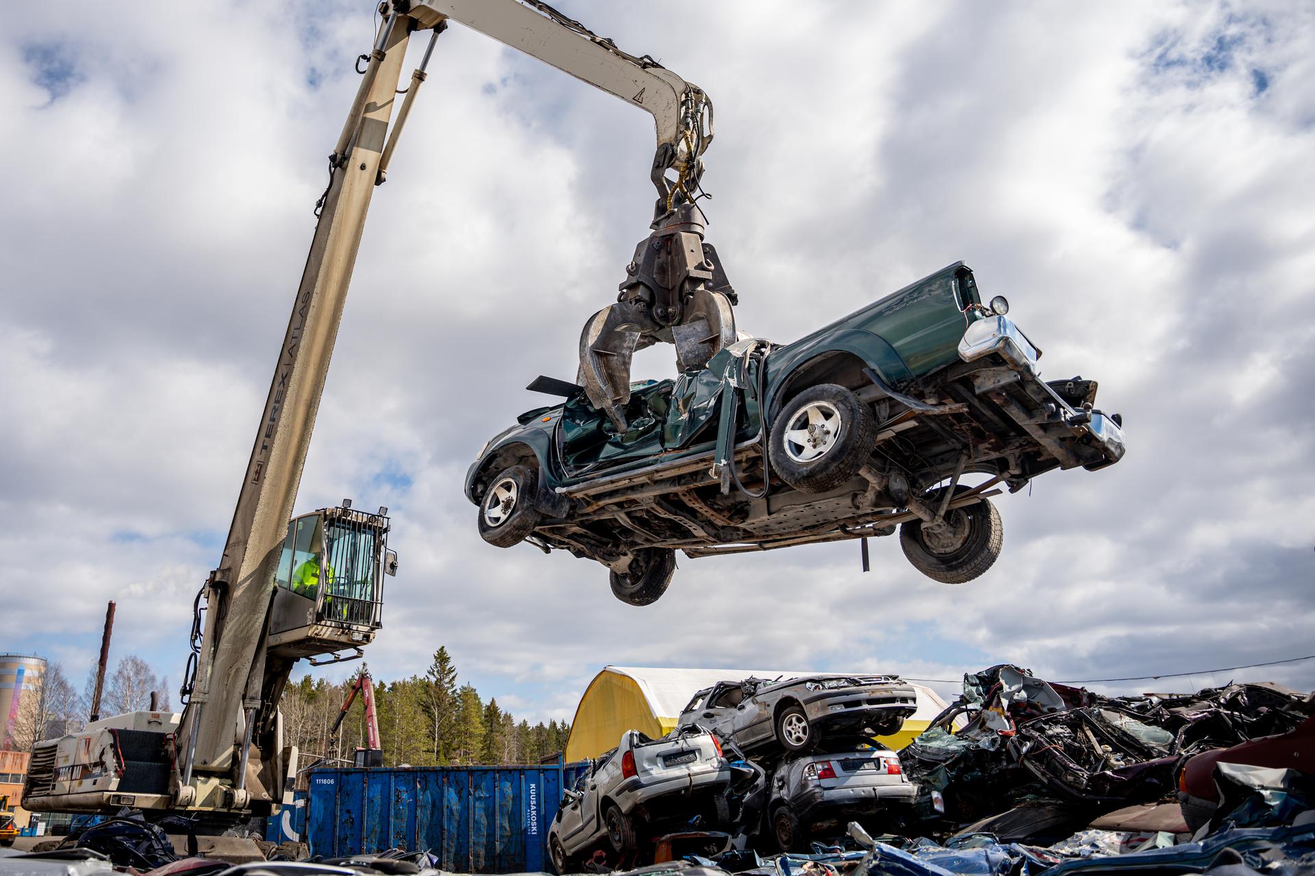 Romutuspalkkion odotetaan tuovan noin 10 000 uutta autoa Suomen liikenteeseen.